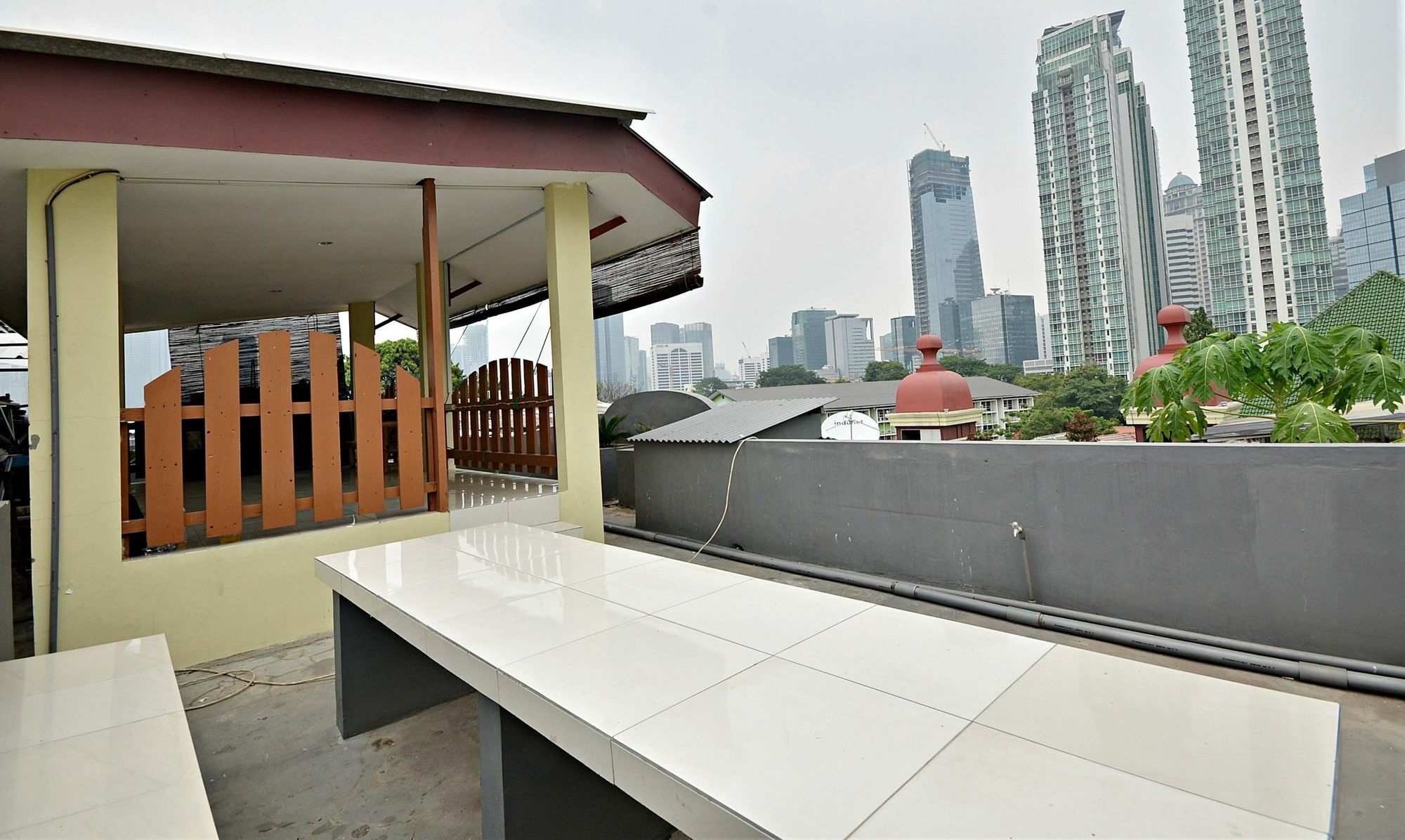 Zen Rooms Kuningan Syariah Yakarta Exterior foto