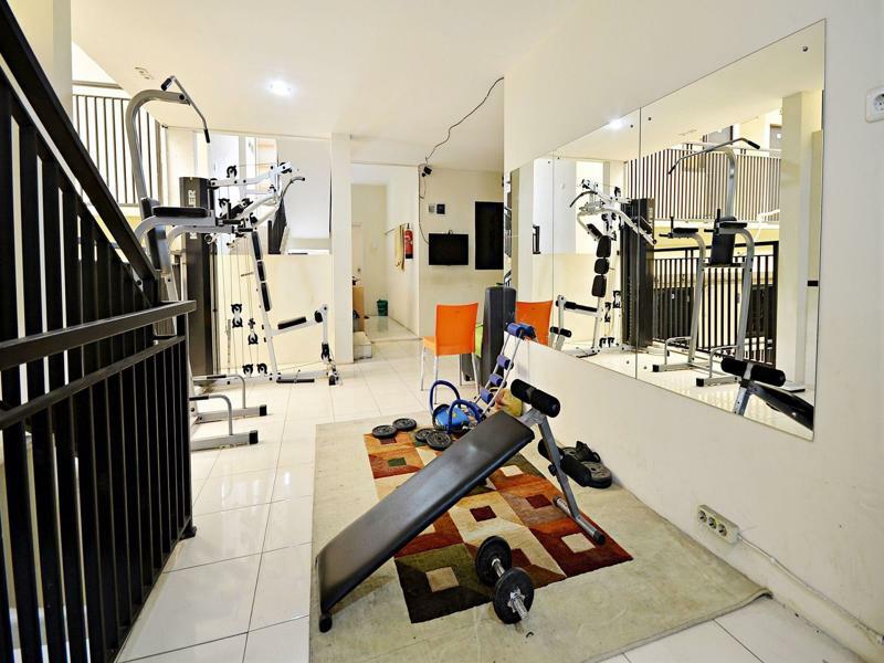 Zen Rooms Kuningan Syariah Yakarta Exterior foto